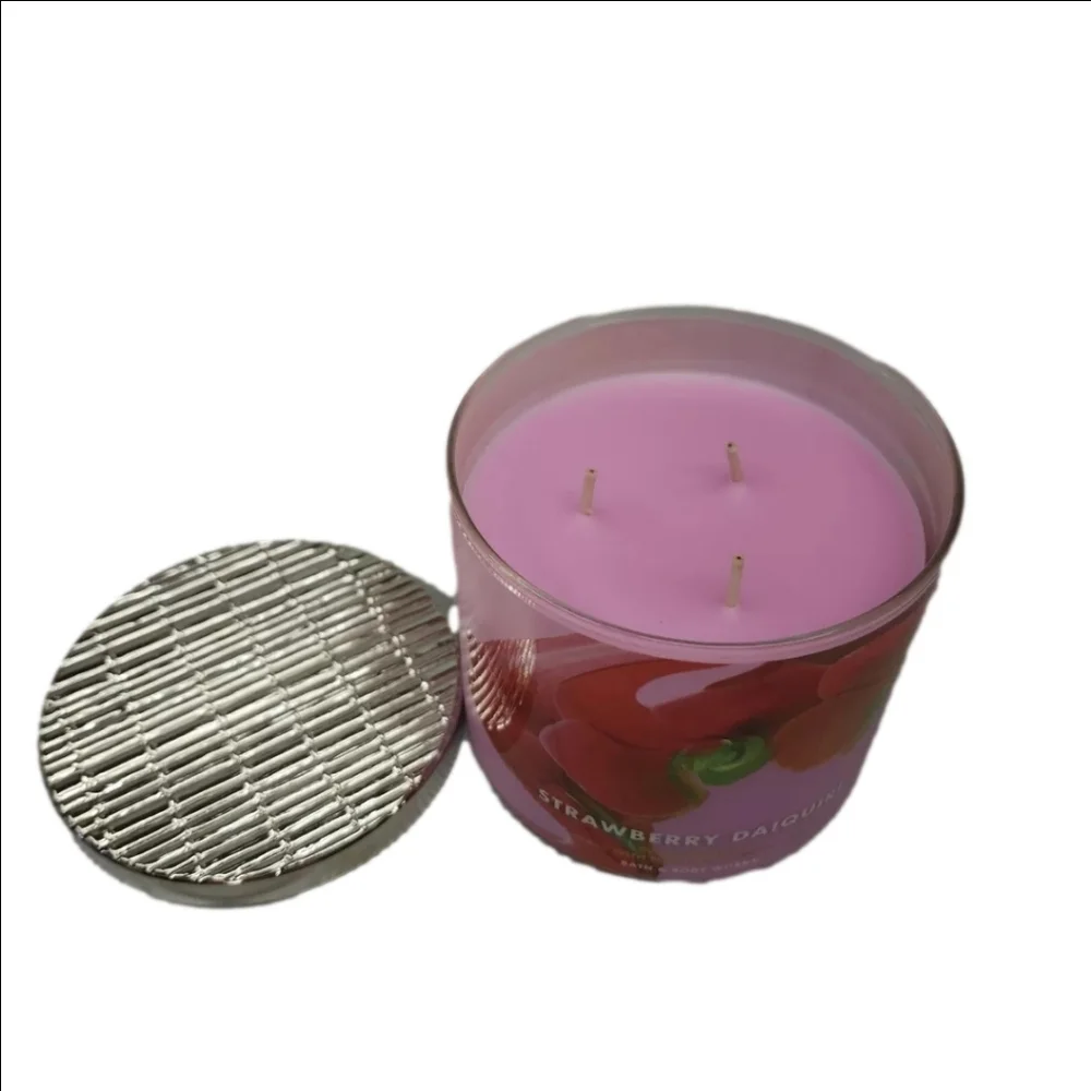 Bath & Body Works Strawberry Daiquiri 3-Wick Candle